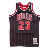 Mitchell & Ness NBA Chicago Bulls Michael Jordan 1996-97 Authentic Jersey - Fekete - Jersey