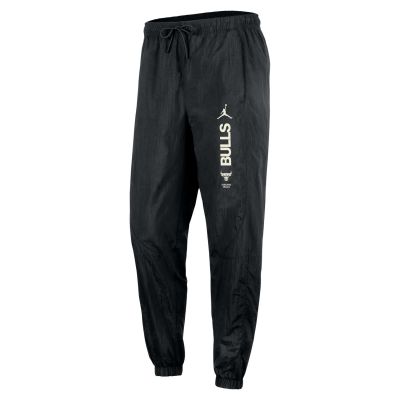 Jordan JAM NBA Chicago Bulls 2025/26 Pants - Fekete - Nadrág Jordan JAM NBA Chicago Bulls 2025/26 Pants - Fekete - Nadrág